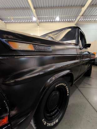 FORD-F-100-1980