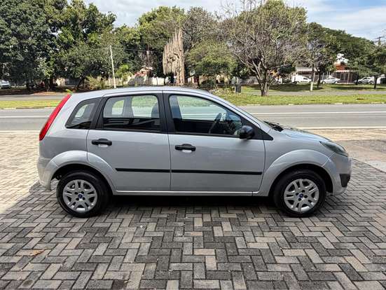 FORD-FIESTA-2011