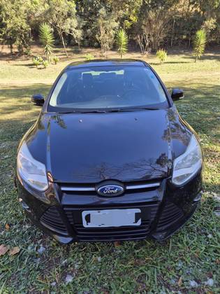 FORD FOCUS 2.0 SE PLUS SEDAN 16V FLEX 4P AUTOMÁTICO