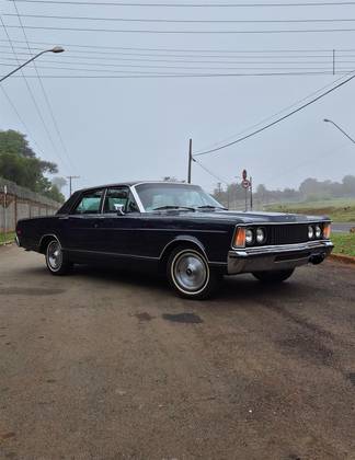 FORD GALAXIE LANDAU GASOLINA 4P AUTOMÁTICO