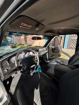 FORD-RANGER-2010