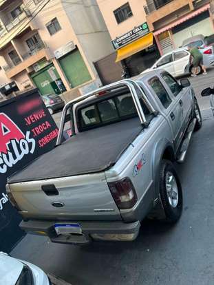 FORD-RANGER-2004