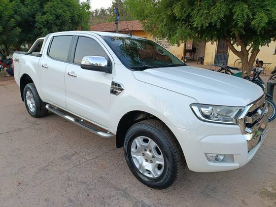 FORD RANGER 3.2 XLT 4X4 CD 20V DIESEL 4P AUTOMÁTICO