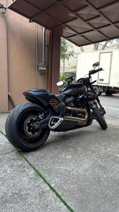HARLEY-DAVIDSON SOFTAIL FXDR 114 