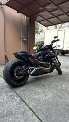 HARLEY-DAVIDSON-SOFTAIL FXDR 114-2019