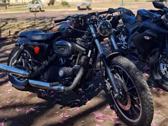HARLEY-DAVIDSON-SPORTSTER XL 883 R HARLEY-DAVIDSON-SPORTSTER XL 883 R-2013