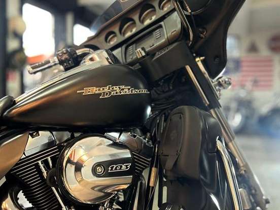 HARLEY-DAVIDSON-STREET GLIDE HARLEY-DAVIDSON-STREET GLIDE-2014