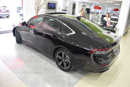 HONDA-ACCORD-2023