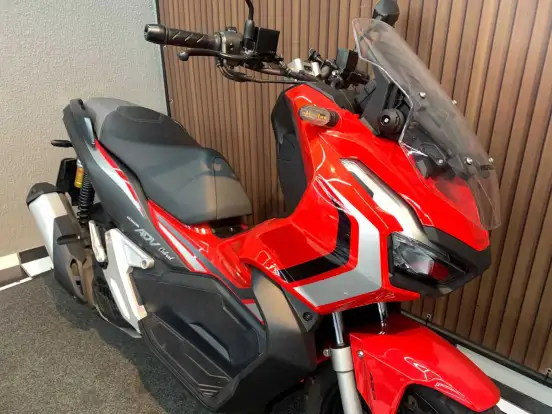 HONDA-ADV-2024