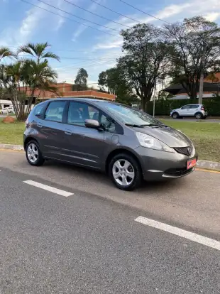 HONDA-FIT-2009