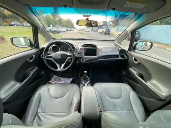 HONDA-FIT-2009