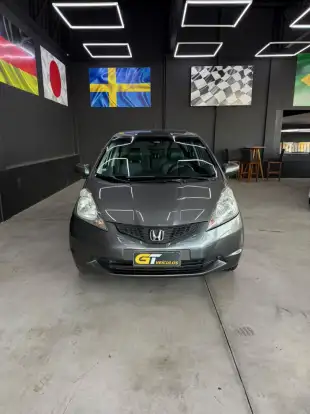 HONDA-FIT-2009