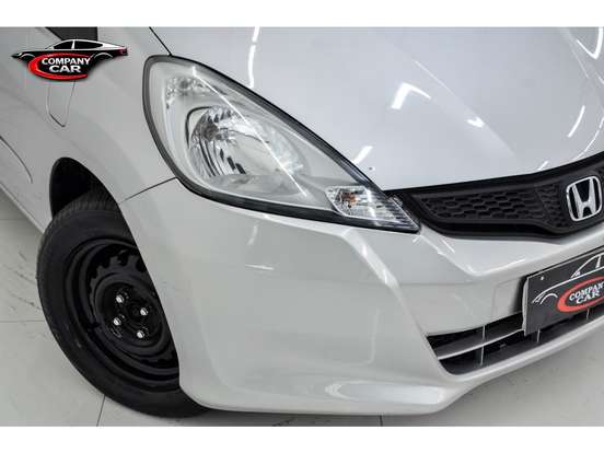 HONDA-FIT-2013