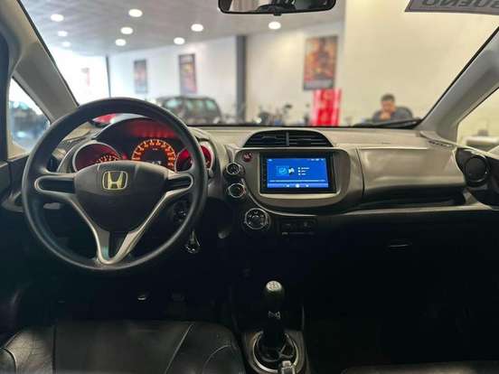 HONDA-FIT-2011