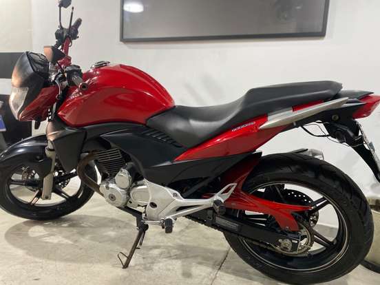 HONDA-CB 300R-2013
