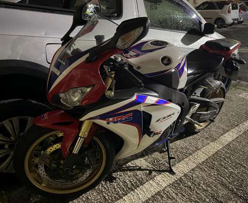 HONDA-CBR 1000RR FIREBLADE-2010