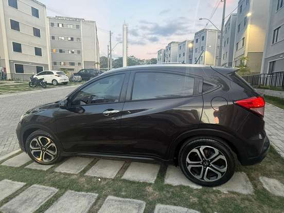 HONDA-HR-V-2016