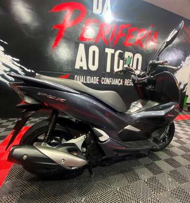 HONDA-PCX-2020