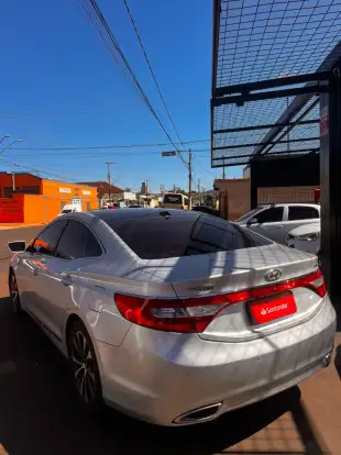 HYUNDAI-AZERA-2013