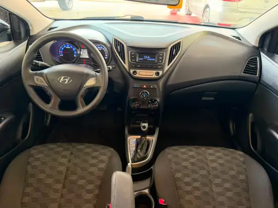HYUNDAI-HB20-2017