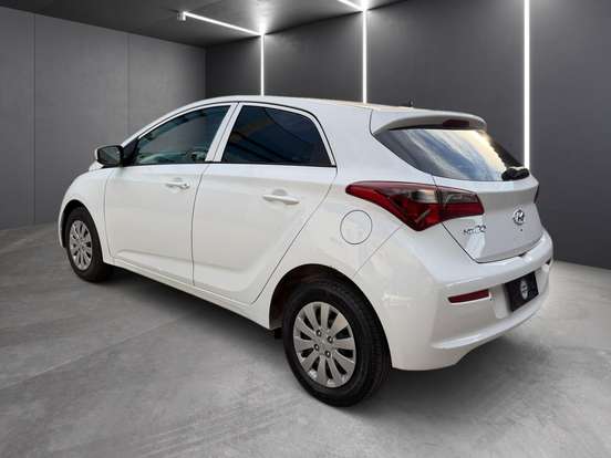 HYUNDAI-HB20-1.0 UNIQUE 12V FLEX 4P MANUAL HYUNDAI-HB20-2018