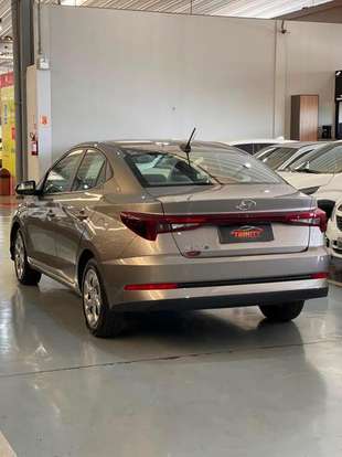 HYUNDAI-HB20S-2025