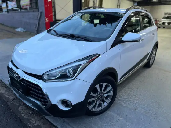 HYUNDAI HB20X 1.6 16V PREMIUM FLEX 4P AUTOMÁTICO