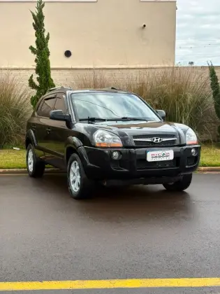 HYUNDAI TUCSON 2.0 MPFI GLS 16V 143CV 2WD GASOLINA 4P AUTOMÁTICO