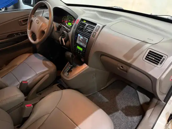 HYUNDAI-TUCSON-2015