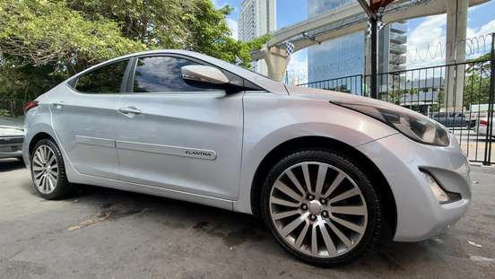 HYUNDAI-ELANTRA-2014