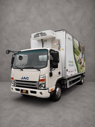 JAC IEV750 VIP ELÉTRICO AUTOMÁTICO