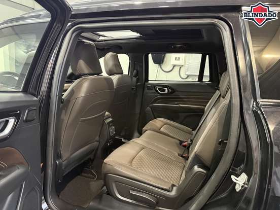 JEEP-COMMANDER-2.2 TURBO DIESEL OVERLAND AT9 JEEP-COMMANDER-2026