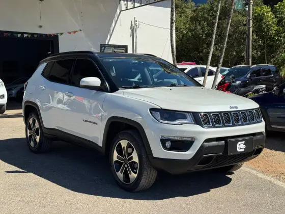 JEEP COMPASS 2.0 16V DIESEL LONGITUDE 4X4 AUTOMÁTICO JEEP COMPASS 2.0 16V DIESEL LONGITUDE 4X4 AUTOMÁTICO