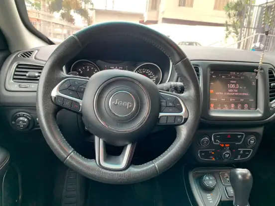 JEEP-COMPASS-2.0 16V DIESEL LONGITUDE 4X4 AUTOMÁTICO JEEP-COMPASS-2017
