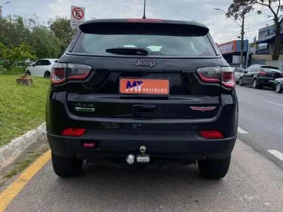 JEEP-COMPASS-2.0 16V DIESEL TRAILHAWK 4X4 AUTOMÁTICO JEEP-COMPASS-2017