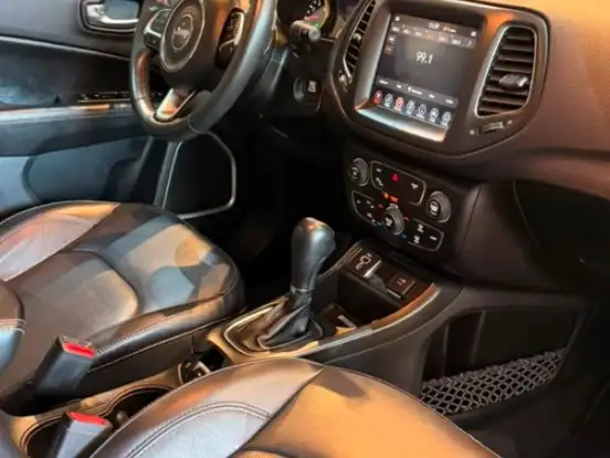 JEEP-COMPASS-2.0 16V FLEX LONGITUDE AUTOMÁTICO JEEP-COMPASS-2021
