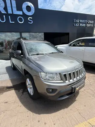 JEEP COMPASS 2.0 SPORT 4X2 16V GASOLINA 4P AUTOMÁTICO