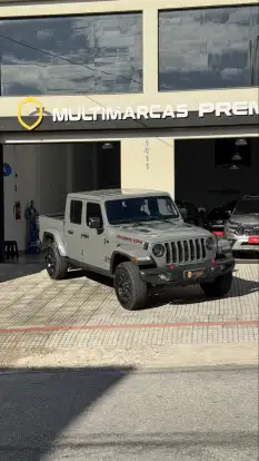 JEEP-GLADIATOR-2023