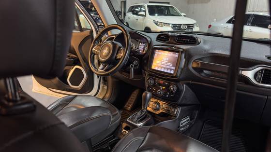 JEEP RENEGADE 2.0 16V TURBO DIESEL LONGITUDE 4P 4X4 AUTOMÁTICO