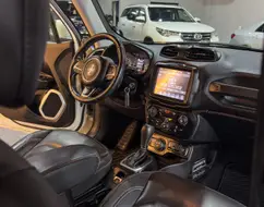 JEEP RENEGADE 2.0 16V TURBO DIESEL LONGITUDE 4P 4X4 AUTOMÁTICO JEEP RENEGADE 2.0 16V TURBO DIESEL LONGITUDE 4P 4X4 AUTOMÁTICO