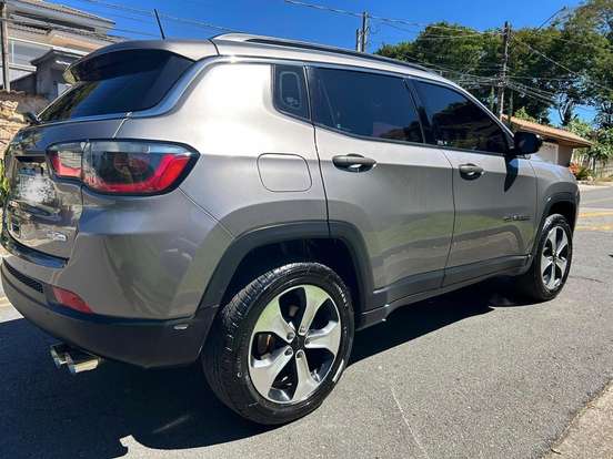 JEEP-COMPASS-2.0 16V DIESEL LONGITUDE 4X4 AUTOMÁTICO JEEP-COMPASS-2017