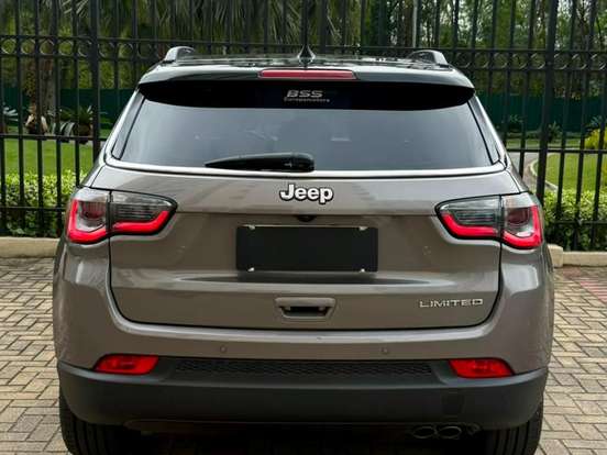 JEEP-COMPASS-2.0 16V FLEX LIMITED AUTOMÁTICO JEEP-COMPASS-2018