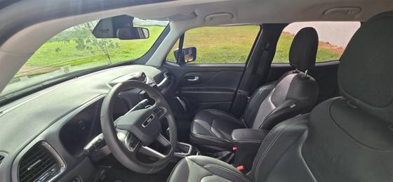 JEEP RENEGADE 1.3 T270 TURBO FLEX LONGITUDE AT6