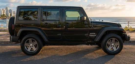 JEEP-WRANGLER-2010