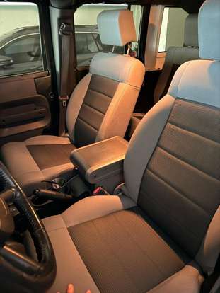 JEEP-WRANGLER-2010