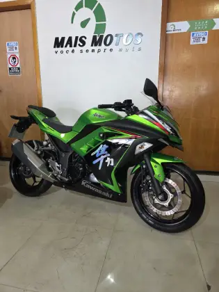 KAWASAKI NINJA 300 