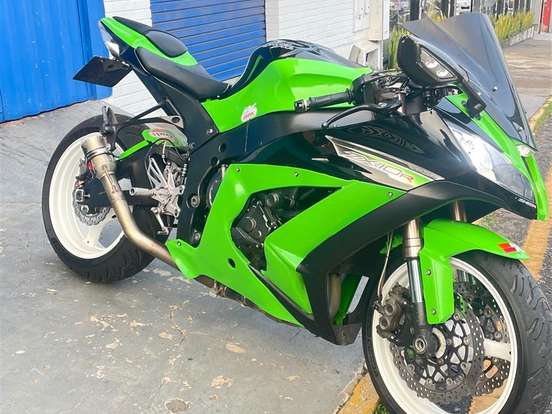 KAWASAKI-NINJA ZX-10R KAWASAKI-NINJA ZX-10R-2011