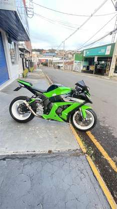 KAWASAKI-NINJA ZX-10R-2011