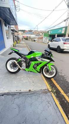 KAWASAKI-NINJA ZX-10R-2011