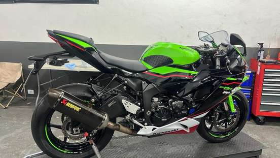KAWASAKI-NINJA ZX-6R KRT-2022